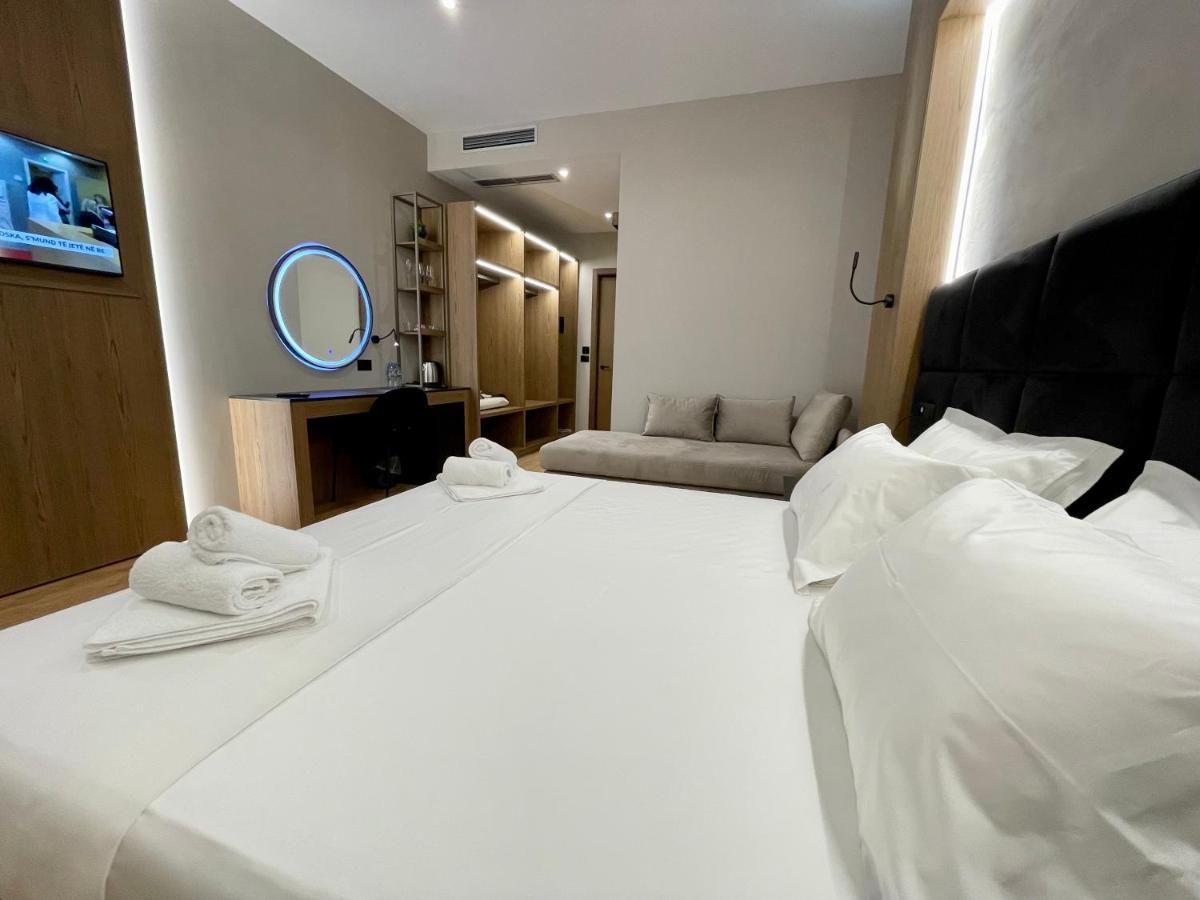 Elmar Hotel Vlora Kültér fotó