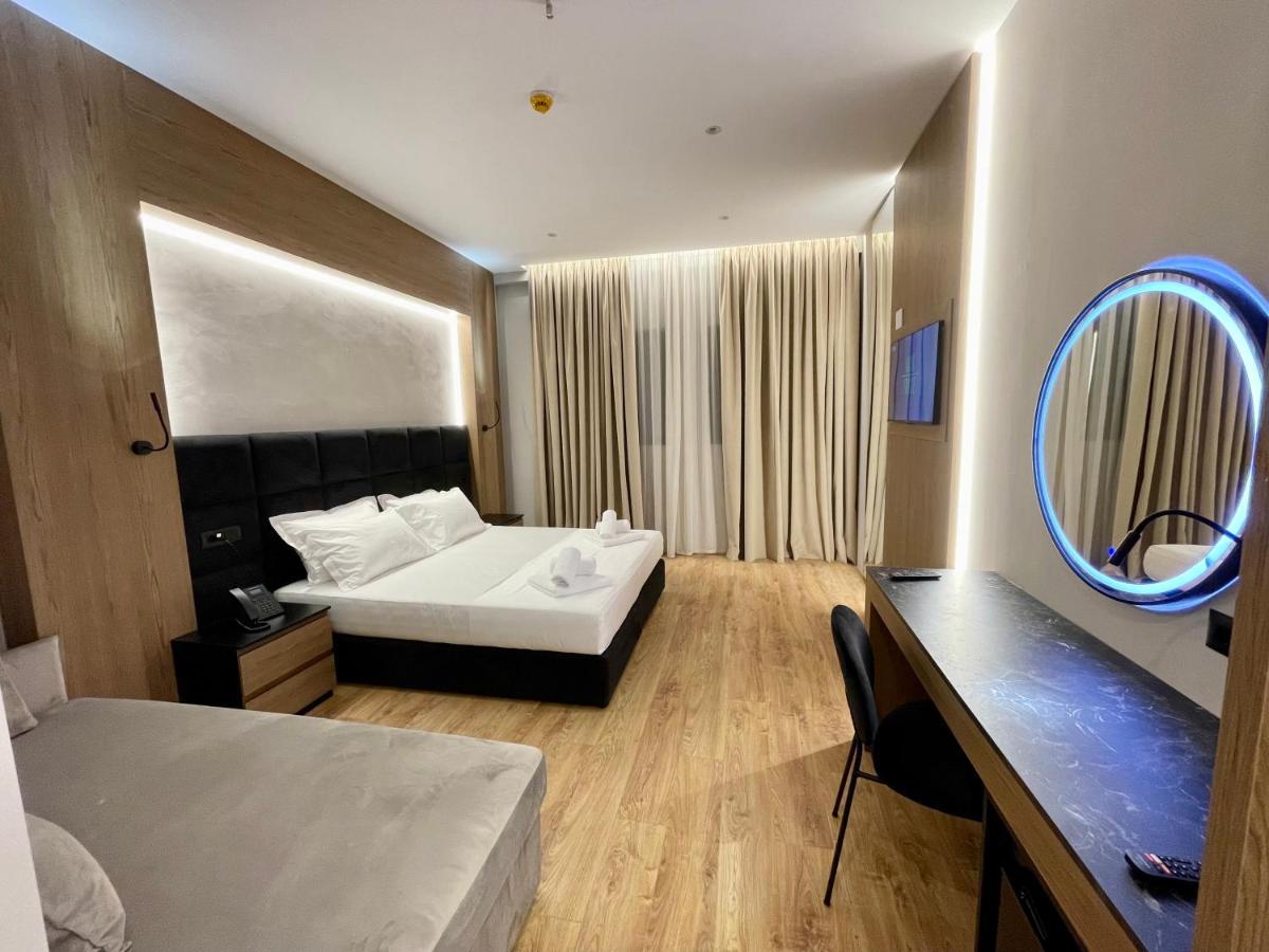 Elmar Hotel Vlora Kültér fotó