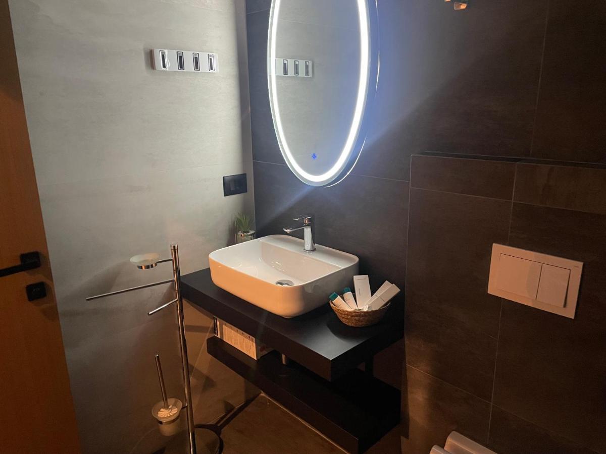Elmar Hotel Vlora Kültér fotó